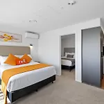 Golden Hotel